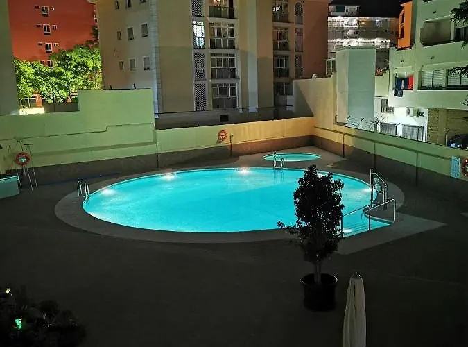 Blue Ocean Apartment *